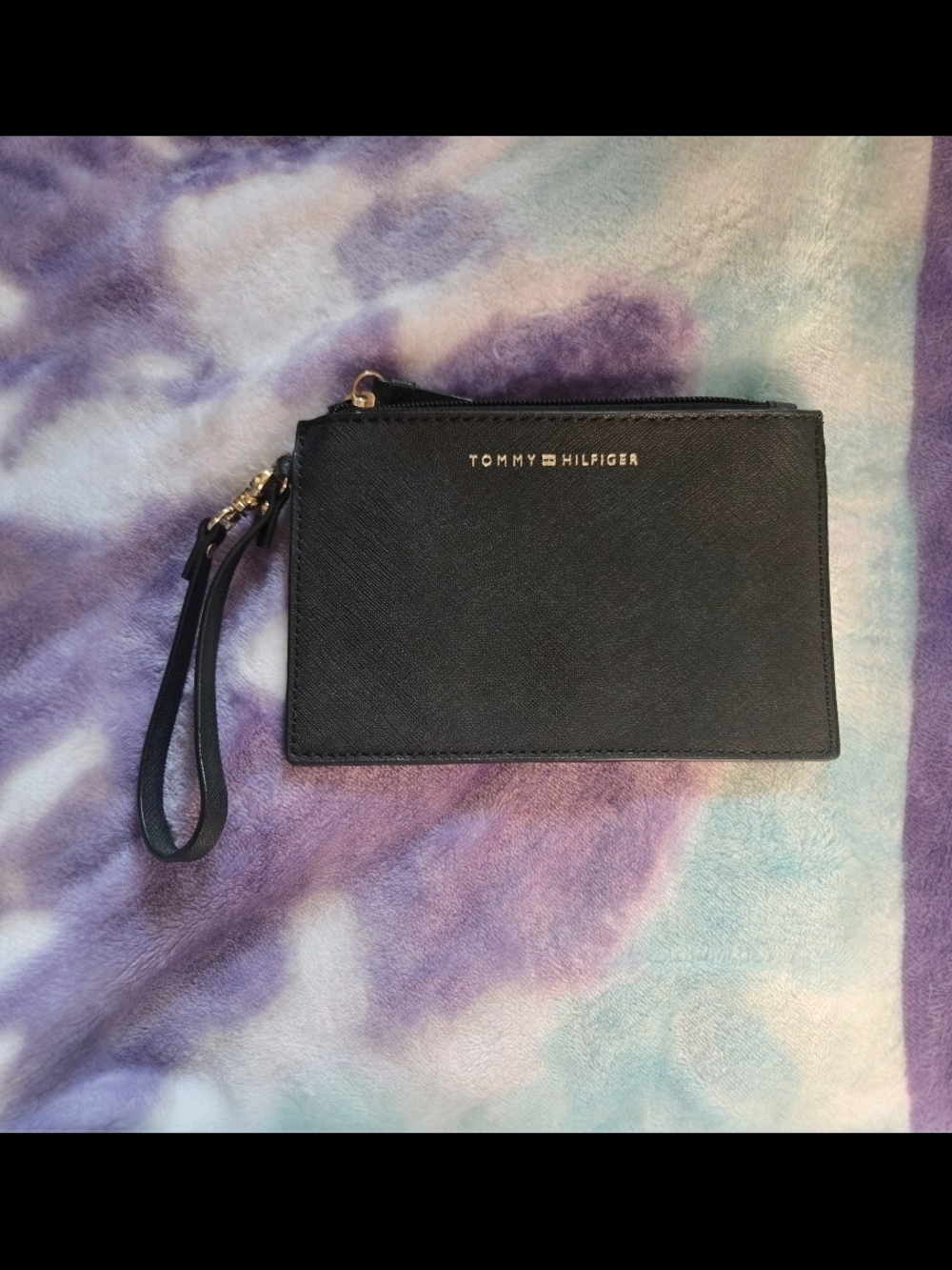 Tommy Hilfiger Black Gold-Accent Wristlet Pouch -NWOT - Picture 1 of 5